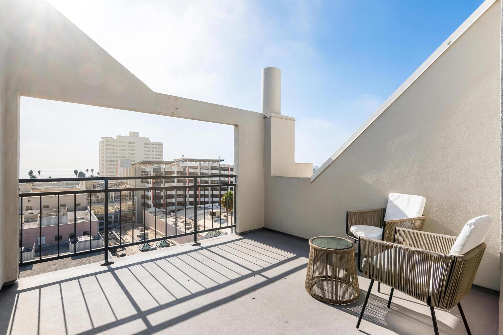 The Hideaway Penthouse Private Rooftop Balcony Appartamento Los Angeles